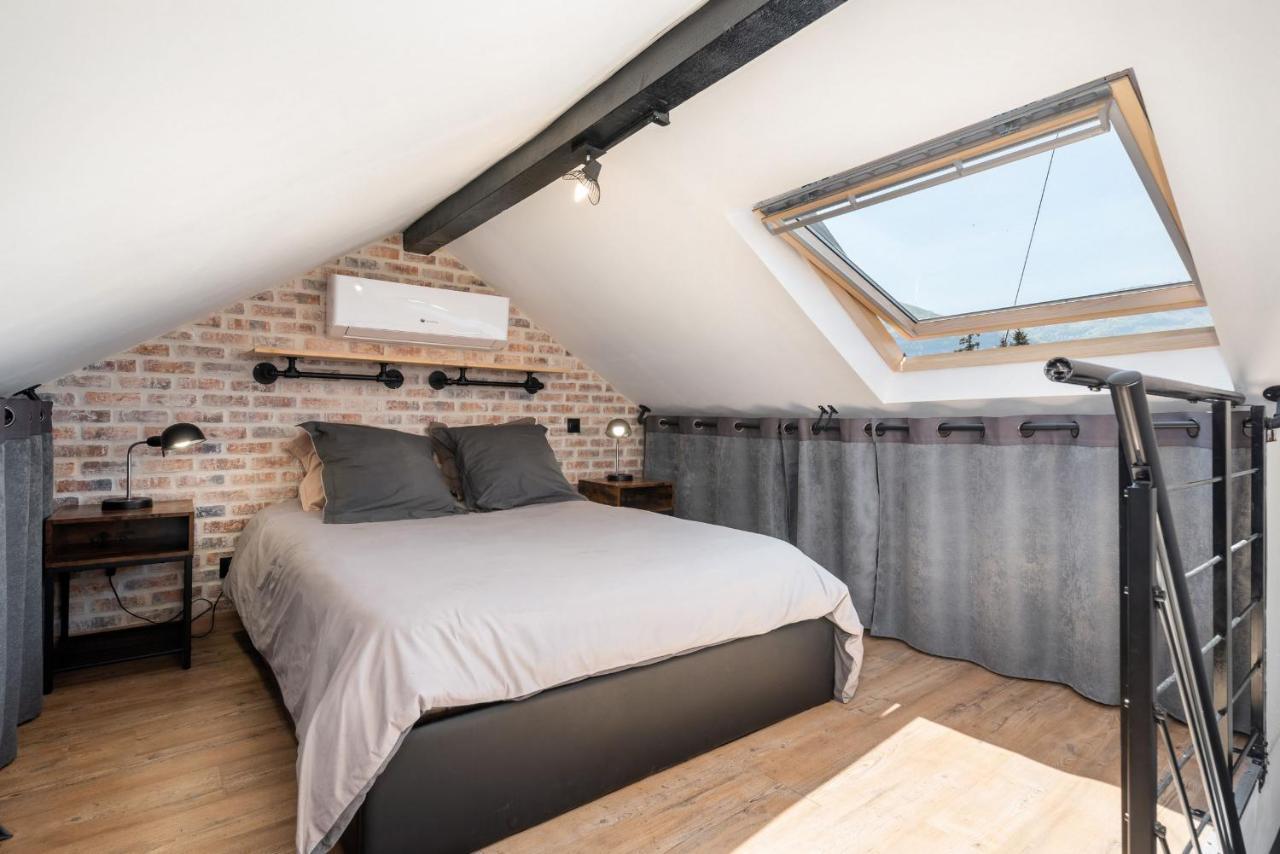 Superbe Loft Industriel - Casa Vostra - Caution 800 Eur & Id Requises - Gaillard Tram-Frontiere Apartment Exterior photo